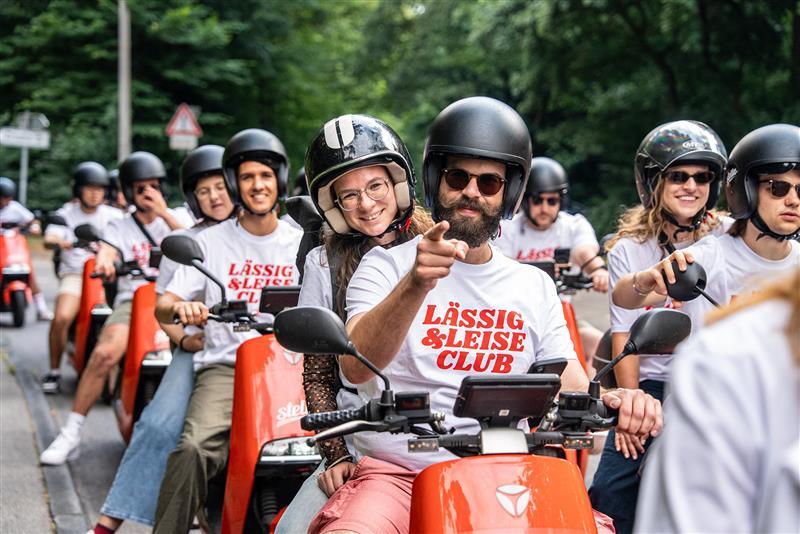 Auf die stella-E-Mopeds, fertig, los 
